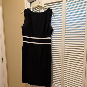 Black Label Elegant Black Midi Dress with White Stripes